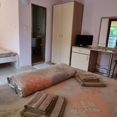 Otel семеен илиевата къща *