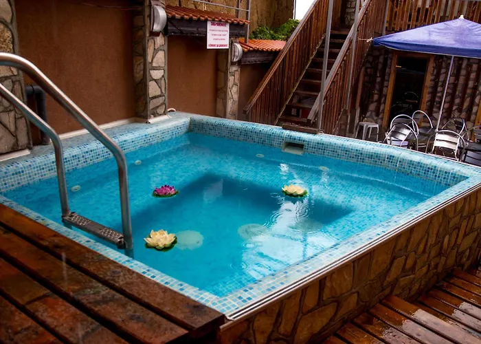 Hotel семеен илиевата къща *